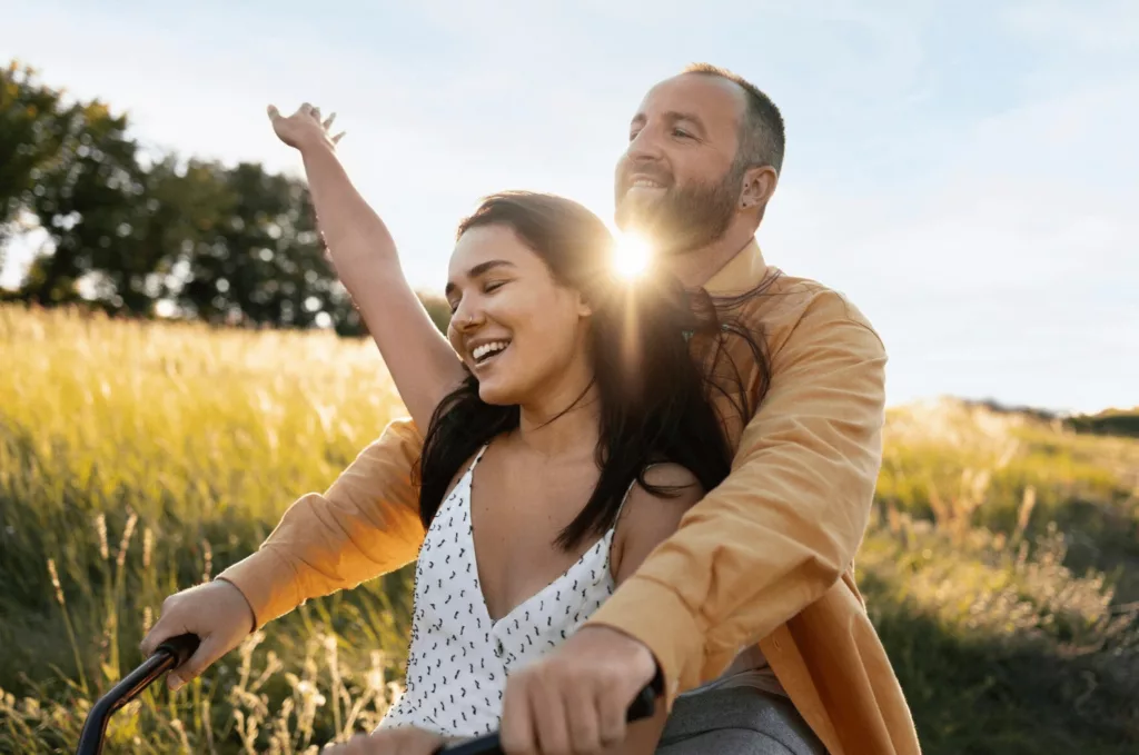 cómo se siente una persona feliz