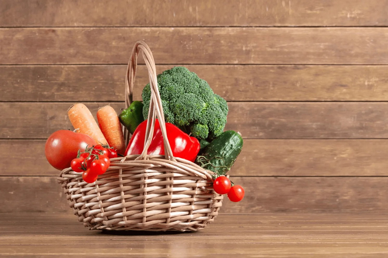 ¿Cuáles son los nutrientes de las frutas y verduras?